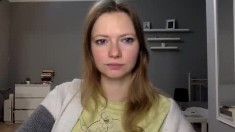 Millie online show from 11-26-25, 10:00