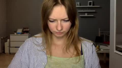 Millie online show from 01-08-26, 10:12