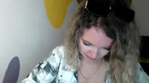 Donna online show from 06-17-26, 09:45