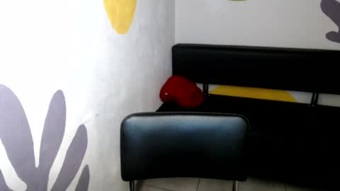 Donna online show from 07-12-26, 06:37