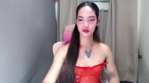 luxenixie online show from 07-27-26, 10:44
