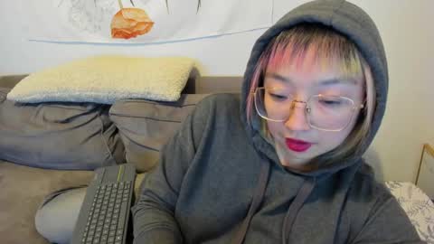 LuxGray online show from 02-01-25, 01:12