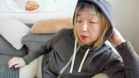 LuxGray online show from 02-26-25, 07:38