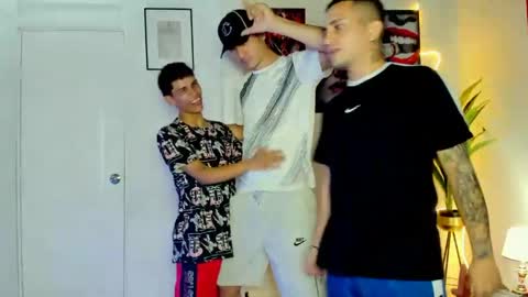 Jackson and Matt online show from 04-16-26, 01:39