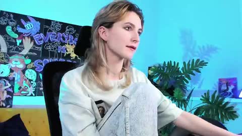 Ray online show from 02-17-25, 06:15