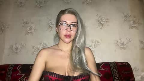 LuxSonyaStar online show from 11-23-25, 01:22