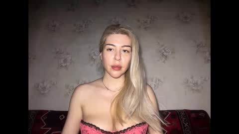 LuxSonyaStar online show from 05-16-26, 07:45