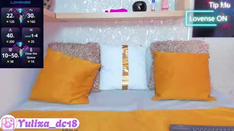 Snapshot of luxury_woman_ chatting on 03-01-25, 01:11    online show from 03-01-25, 01:11