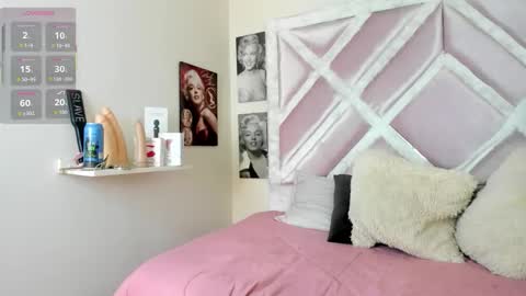 Lux online show from 03-03-26, 12:22