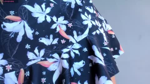 Luxy Lux online show from 04-18-26, 12:03