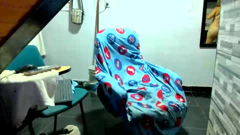 Snapshot of luzamandacastellanos chatting on 05-30-26, 05:59 ruby50 online show from 05-30-26, 05:59