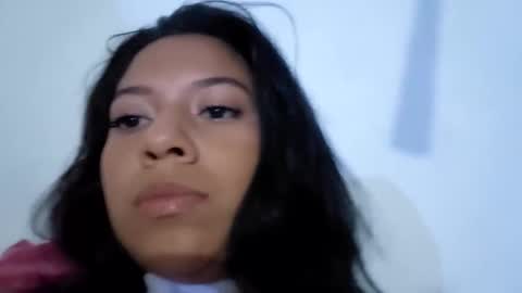 Snapshot of luzbell18 chatting on 12-05-25, 05:38 Luzbell online show from 12-05-25, 05:38