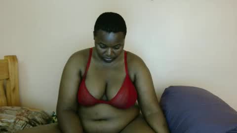 Snapshot of luzremi chatting on 05-01-26, 01:37 luzremi online show from 05-01-26, 01:37