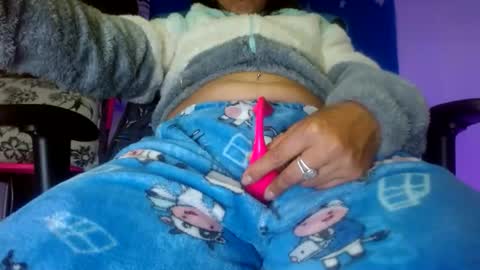 luzzy  I hope your visit and that we manage to get very hot online show from 12-21-25, 09:33
