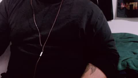 Snapshot of lvcifer_ chatting on 12-03-24, 08:27 ayoo online show from 12-03-24, 08:27