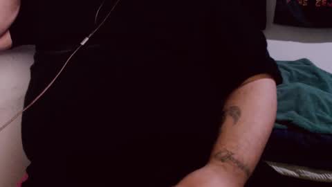 Snapshot of lvcifer_ chatting on 01-09-25, 11:58 ayoo online show from 01-09-25, 11:58