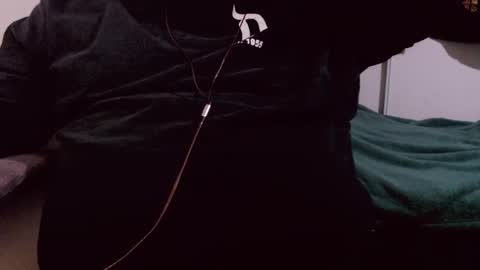 Snapshot of lvcifer_ chatting on 02-16-25, 10:21 ayoo online show from 02-16-25, 10:21