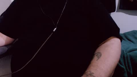 Snapshot of lvcifer_ chatting on 02-23-25, 12:05 ayoo online show from 02-23-25, 12:05