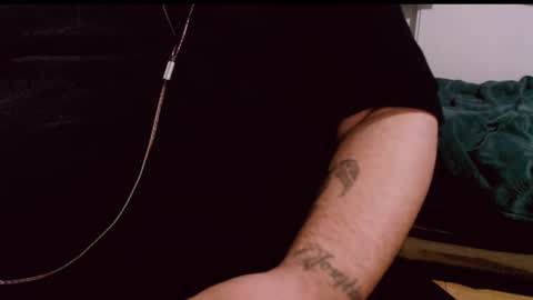 Snapshot of lvcifer_ chatting on 03-08-25, 01:57 ayoo online show from 03-08-25, 01:57