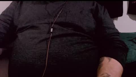 Snapshot of lvcifer_ chatting on 03-12-25, 08:08 ayoo online show from 03-12-25, 08:08