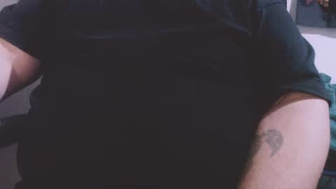 Snapshot of lvcifer_ chatting on 10-01-25, 03:45 ayoo online show from 10-01-25, 03:45