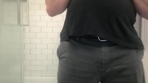 lvguynextdoor440656 online show from 12-16-25, 01:32