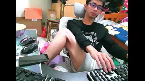 lvoe810930 online show from 12-21-24, 03:20