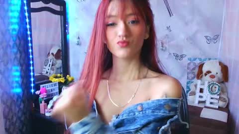 Call me Lia  online show from 01-25-25, 04:46