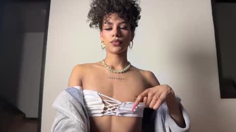 LYA online show from 09-29-25, 03:11