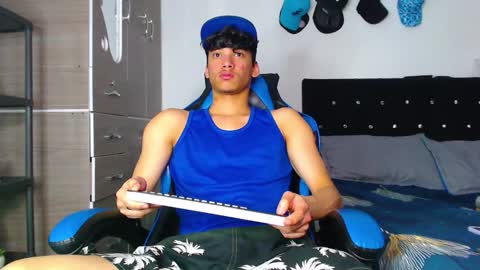 Snapshot of lyam_russo chatting on 03-05-26, 07:54 Lyam online show from 03-05-26, 07:54