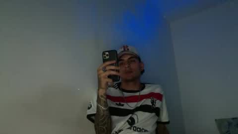 Lyan online show from 11-08-25, 04:34