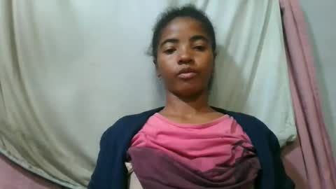 lydie856696 online show from 06-16-26, 02:47
