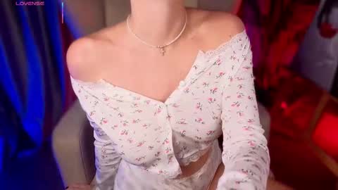 simply Eliza  online show from 09-22-25, 03:25