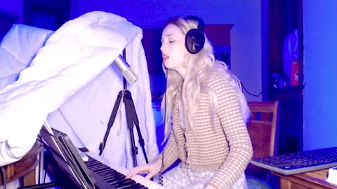 LylacDoll online show from 01-15-25, 01:12