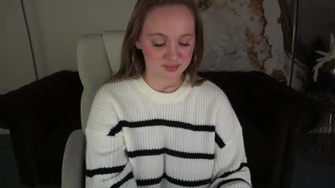 lylanimfa online show from 12-11-24, 07:25