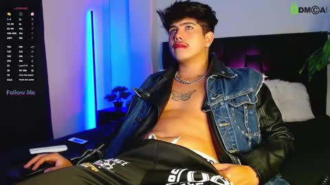 Lyle Bennett Freelance Model online show from 09-21-25, 12:29