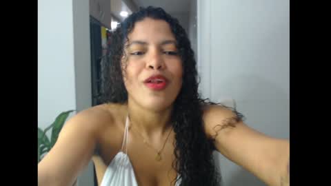 lylii_evans online show from 12-04-24, 02:53