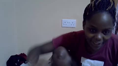 Snapshot of lyn_anna chatting on 11-14-25, 12:15 lyn_anna online show from 11-14-25, 12:15