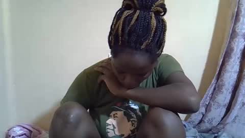 Snapshot of lyn_anna chatting on 11-17-25, 11:49 lyn_anna online show from 11-17-25, 11:49