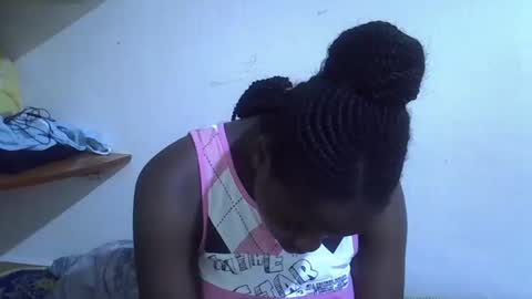 lyn_anna online show from 02-25-26, 11:36