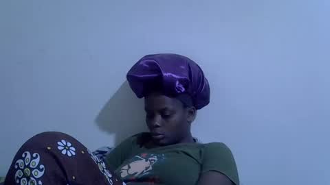 Snapshot of lyn_anna chatting on 05-01-26, 04:06 lyn_anna online show from 05-01-26, 04:06