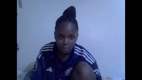 Snapshot of lyn_anna chatting on 05-10-26, 02:44 lyn_anna online show from 05-10-26, 02:44