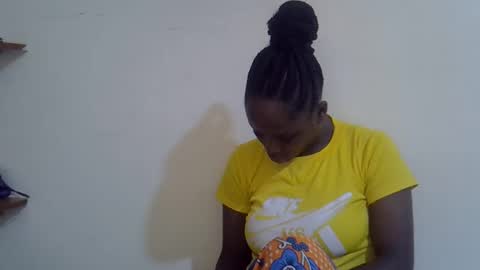 Snapshot of lyn_anna chatting on 05-15-26, 09:16 lyn_anna online show from 05-15-26, 09:16