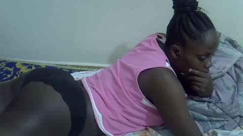 Snapshot of lyn_anna chatting on 05-18-26, 10:48 lyn_anna online show from 05-18-26, 10:48