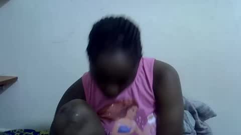 Snapshot of lyn_anna chatting on 06-08-26, 06:08 lyn_anna online show from 06-08-26, 06:08