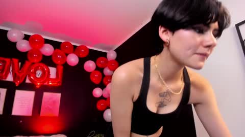 Lyn online show from 02-16-25, 01:03