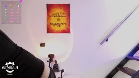 Lyn online show from 09-25-25, 03:27