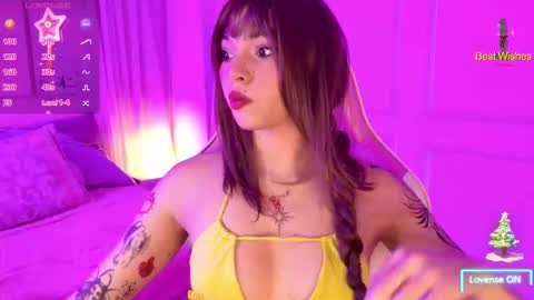 Snapshot of lyna_love chatting on 12-15-25, 12:42 Lyna love online show from 12-15-25, 12:42