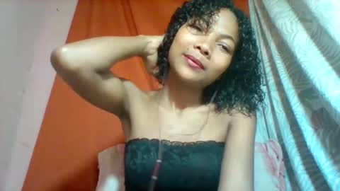 Snapshot of lyndah19 chatting on 12-02-25, 08:08 lyndah19 online show from 12-02-25, 08:08