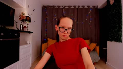 Sara online show from 02-02-25, 11:00